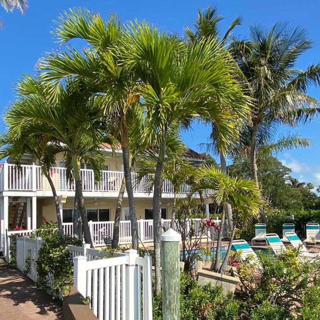 Tortuga Inn Beach Resort Unit #229 Bradenton Beach Bagian luar foto