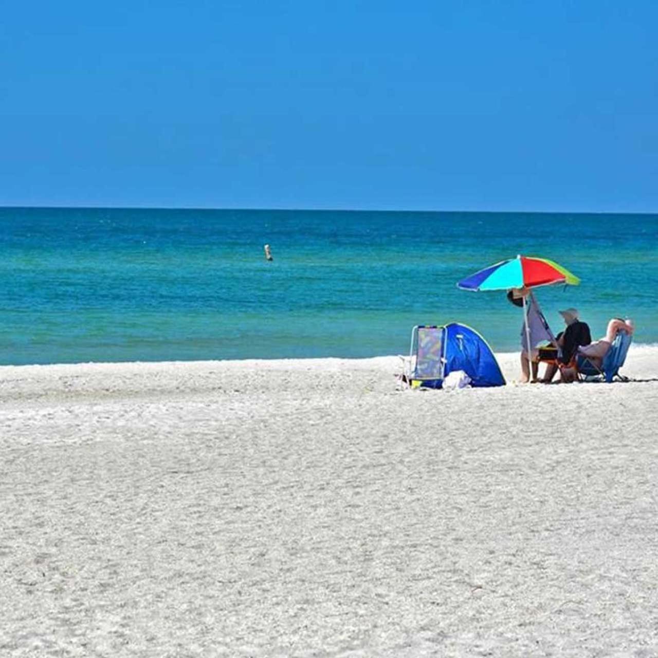 Tortuga Inn Beach Resort Unit #229 Bradenton Beach Bagian luar foto