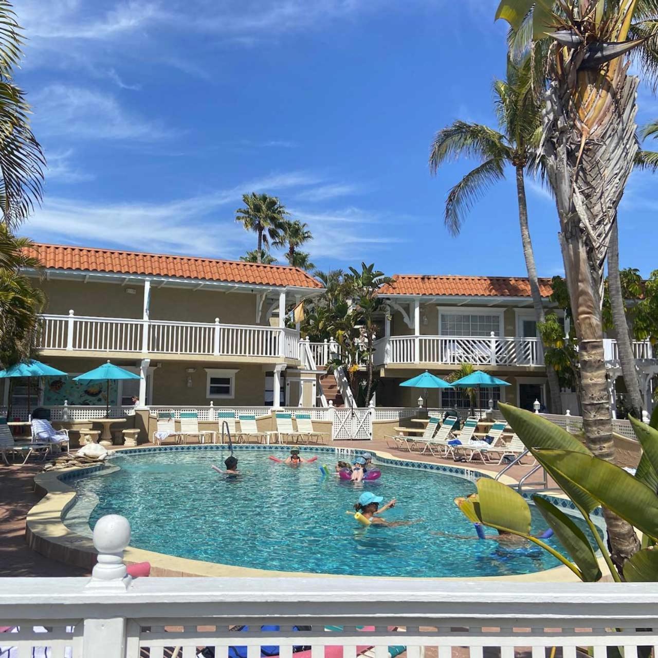 Tortuga Inn Beach Resort Unit #229 Bradenton Beach Bagian luar foto